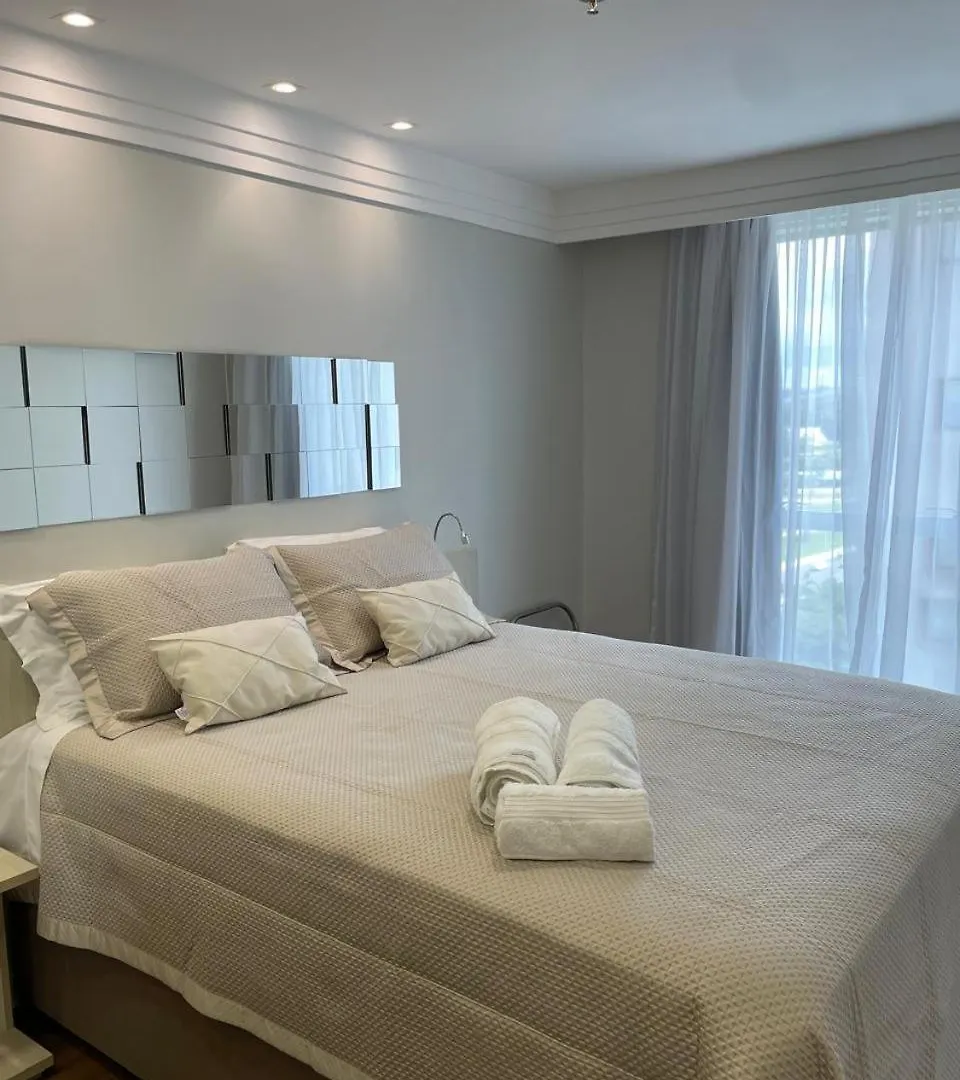 Flat Particular Hotel Mercure Brasilia Lider